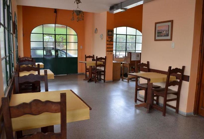 هاستل Hostal La Gloria