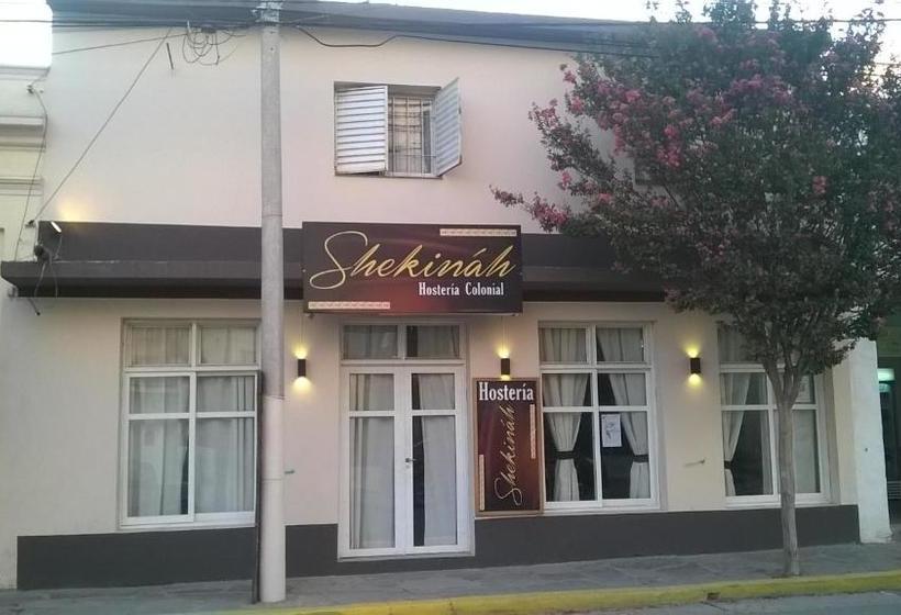 הוסטל Shekináh