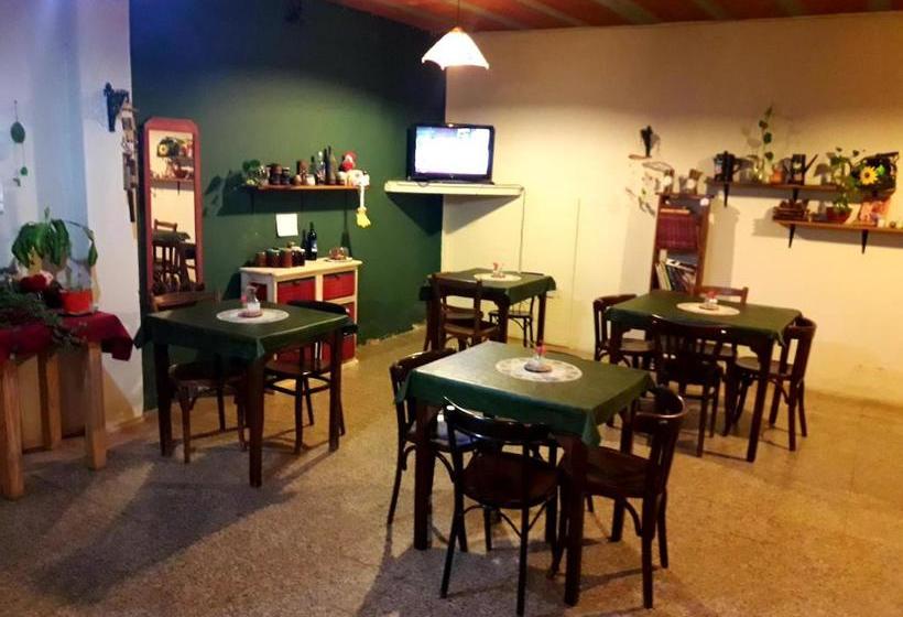 הוסטל Shekináh