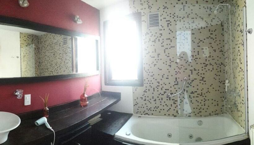 Altos Medanos Cabañas & Club De Bosque