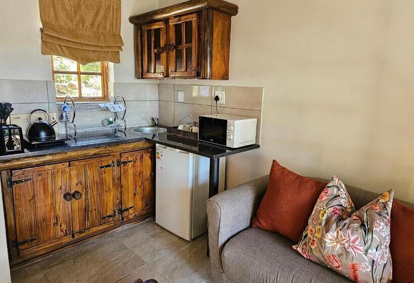 בית מלון כפרי Riverside Lodge & Conference Center