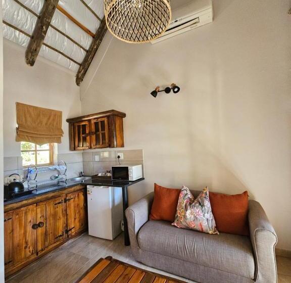 בית מלון כפרי Riverside Lodge & Conference Center