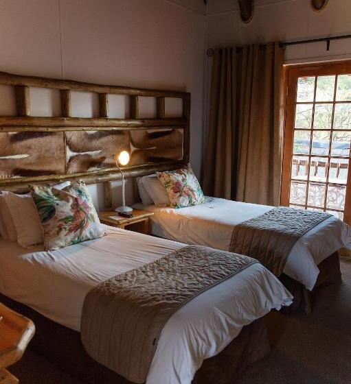 בית מלון כפרי Riverside Lodge & Conference Center