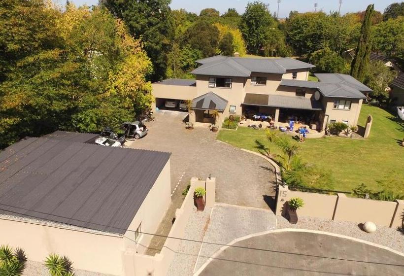 ペンション 15 Witpeer Street Guesthouse