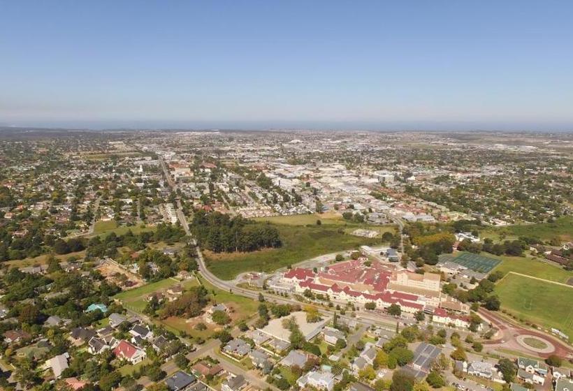 ペンション 15 Witpeer Street Guesthouse