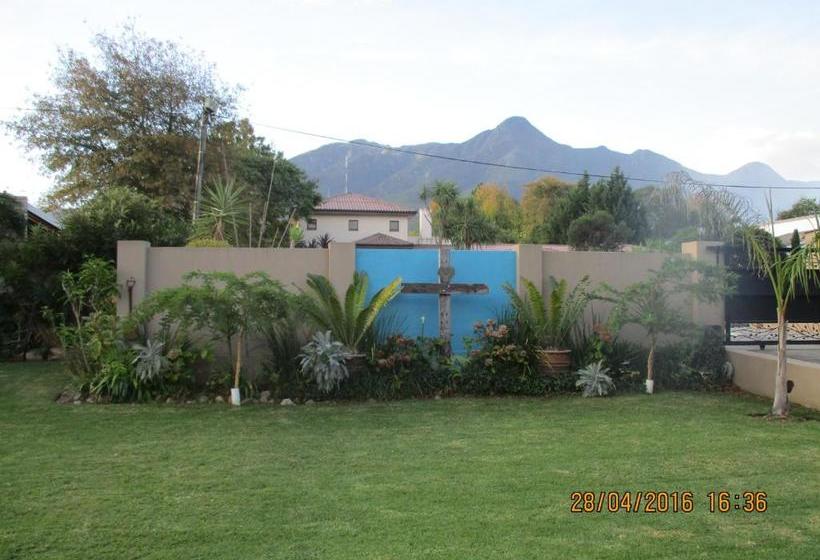 ペンション 15 Witpeer Street Guesthouse