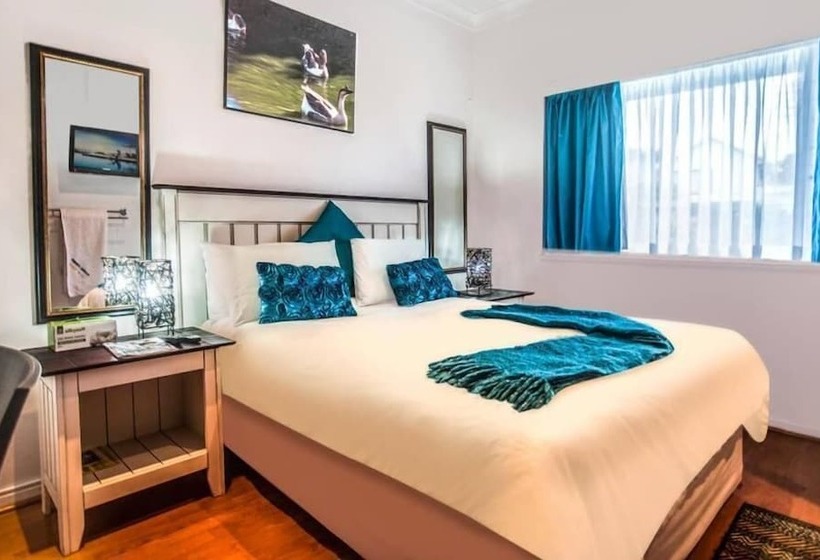 پانسیون Blessed Corner Guest House