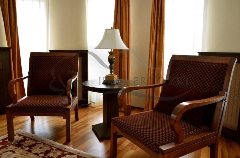 膳宿费 Ház Az Erdő Szélén