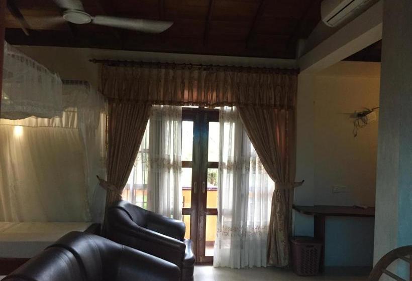 פנסיון Brinkhouse Guesthouse , Unawatuna Beach