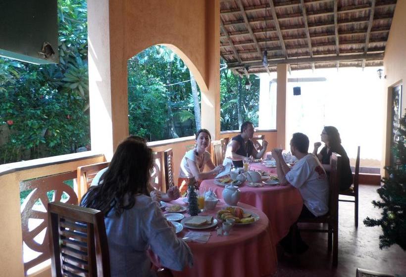 פנסיון Brinkhouse Guesthouse , Unawatuna Beach