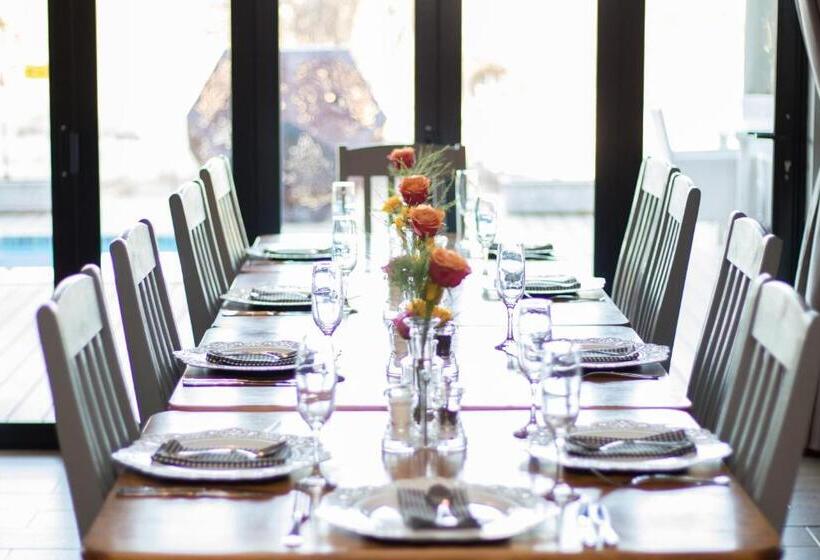 펜션 Game View Lodge