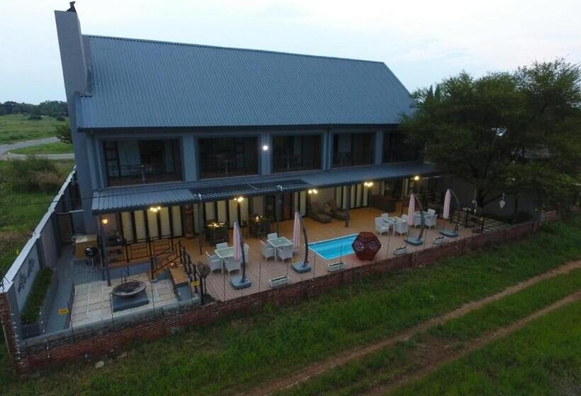 펜션 Game View Lodge