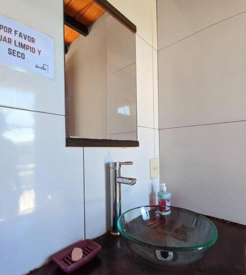 پانسیون Green Door