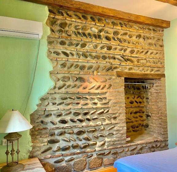 پانسیون Guest House Savane