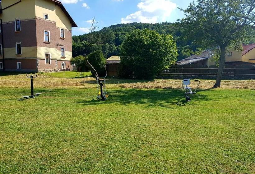 Пансион Guest House Sherpa