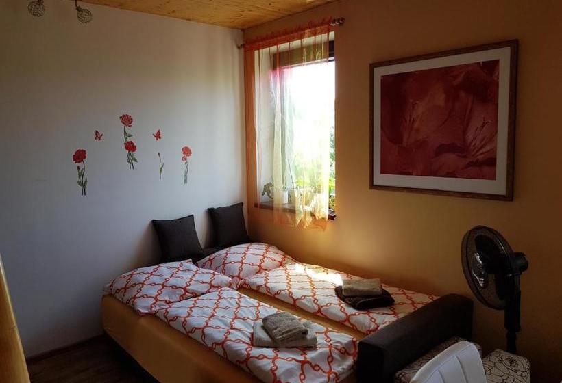 Пансион Guest House Sherpa