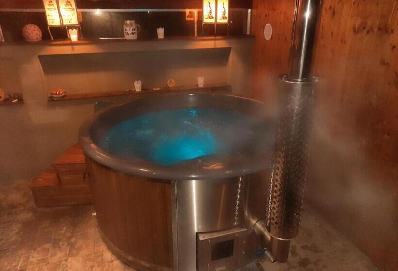 Пансион Guest House Sherpa