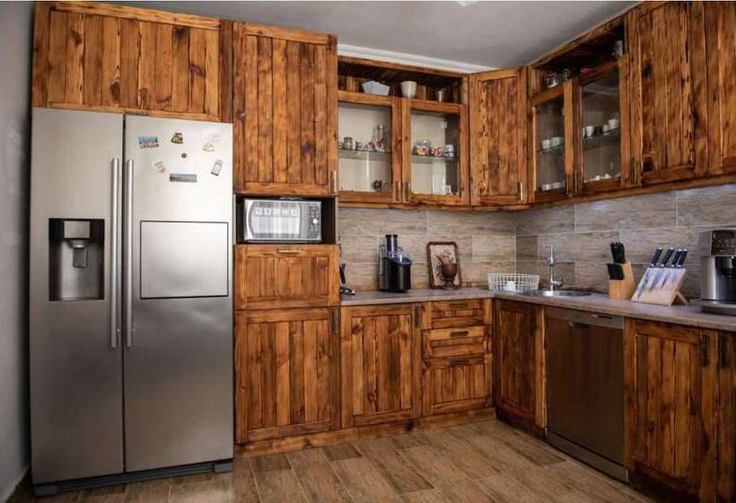 پانسیون Guest House Vip