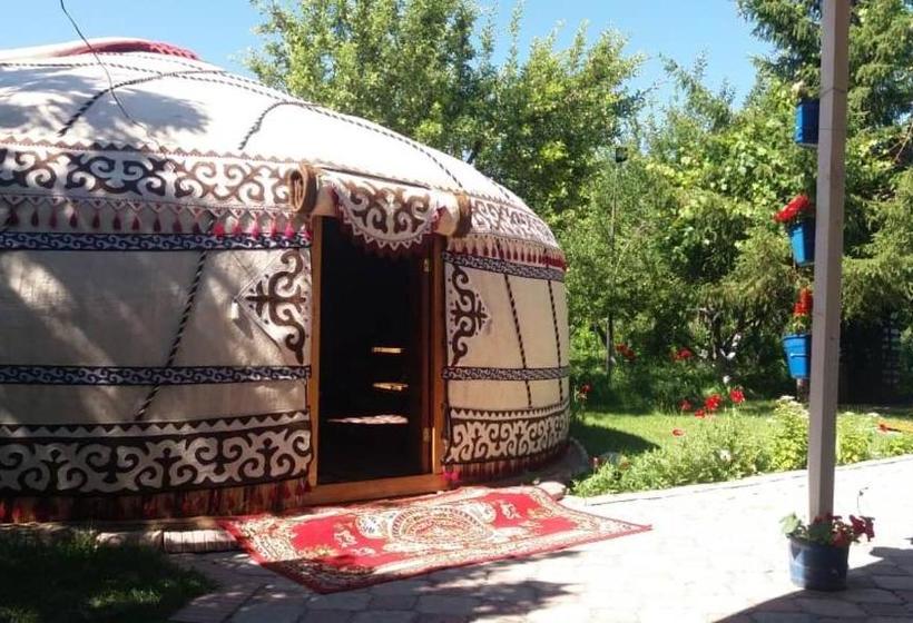 پانسیون Guesthouse Kishimzhan