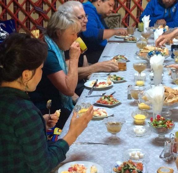 پانسیون Guesthouse Kishimzhan