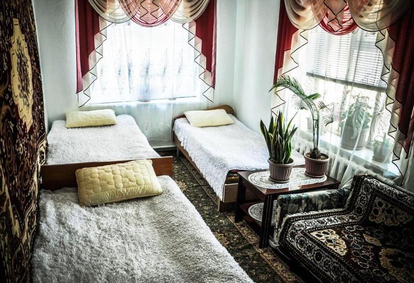 پانسیون Guesthouse Kishimzhan