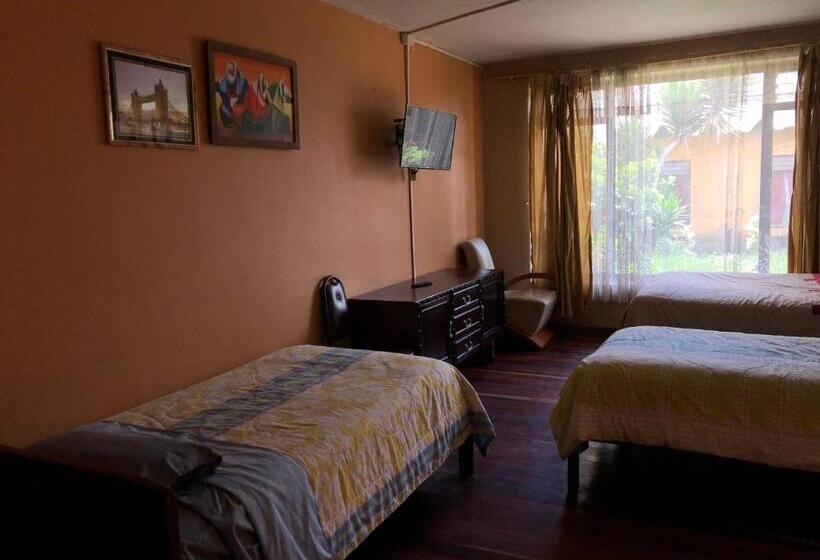 بنسيون Hostal Pachamama Lodge