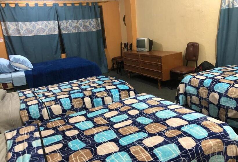 بنسيون Hostal Pachamama Lodge