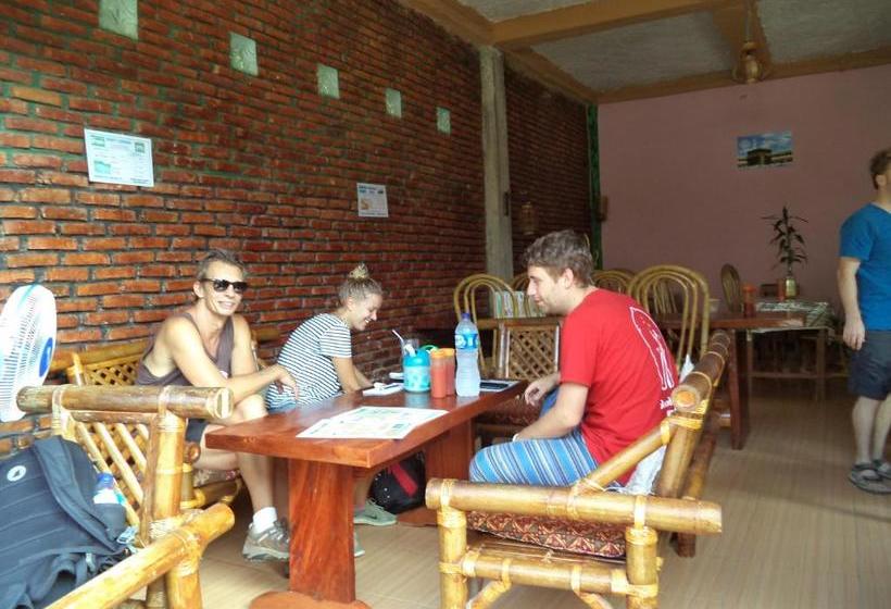 펜션 Ida Guest House & Jungle Trekking