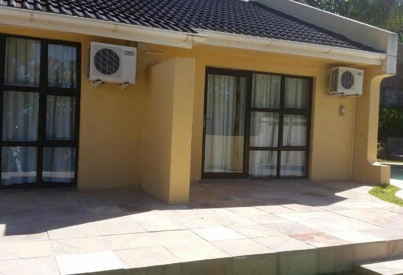 پانسیون Jakobs Guesthouse & Cottage