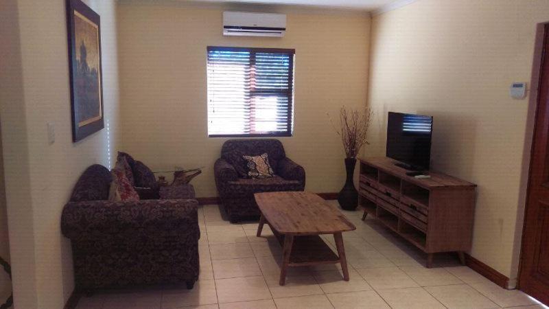 Пансион Jakobs Guesthouse & Cottage