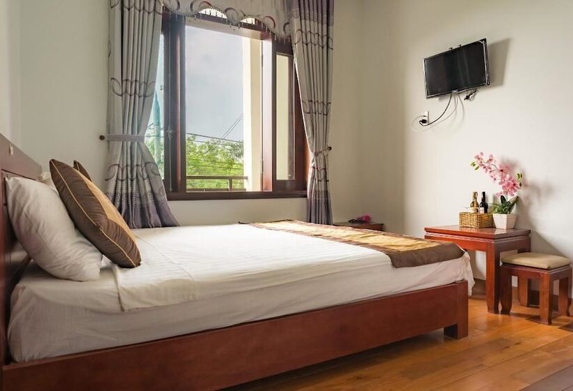 پانسیون Lantern Villa