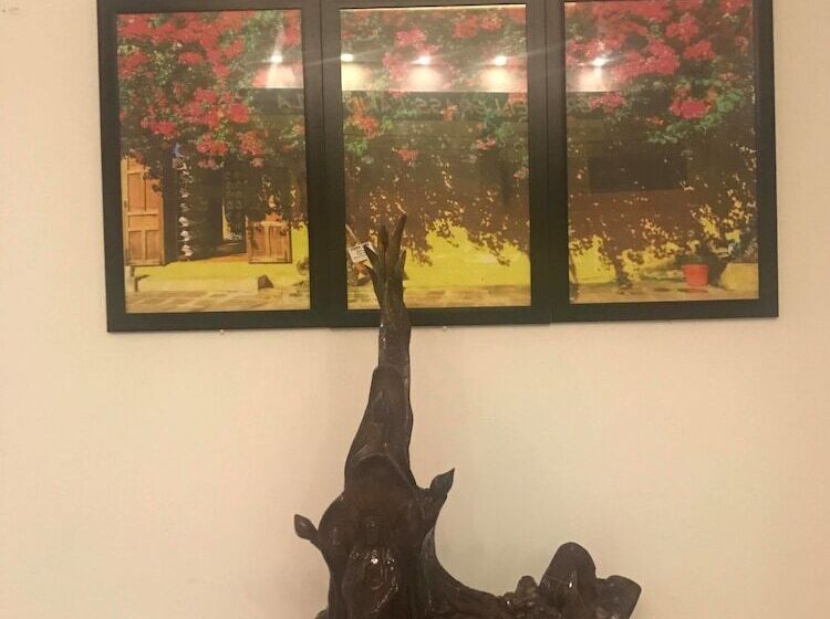 پانسیون Lantern Villa