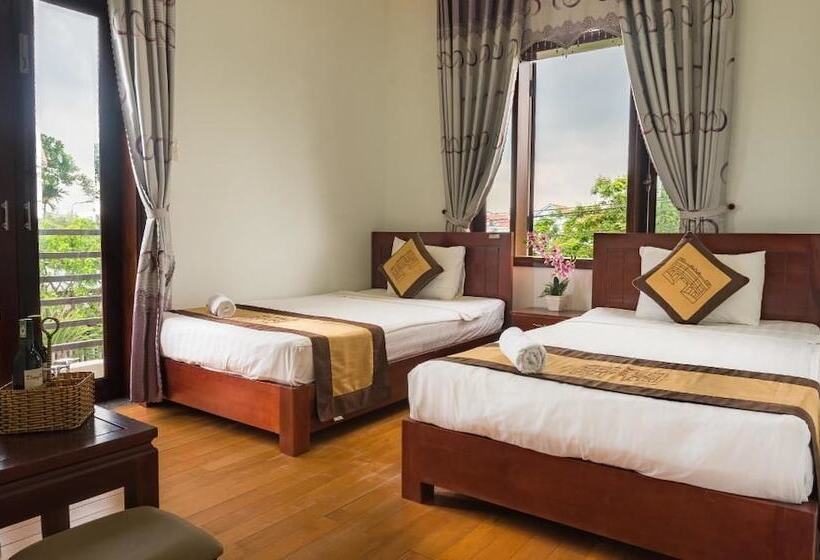 پانسیون Lantern Villa