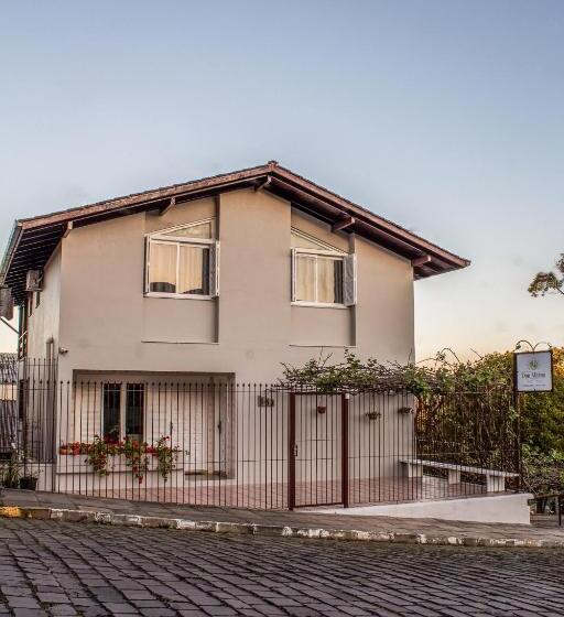 پانسیون Pousada Don Marini