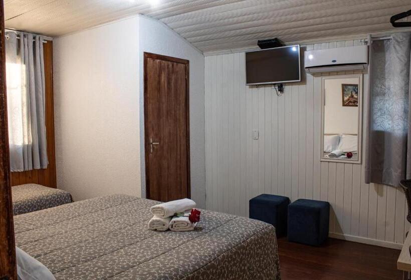 پانسیون Pousada Don Marini