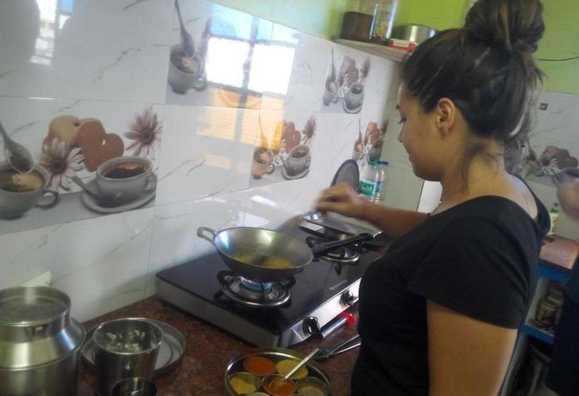 פנסיון Tanu S Homestay