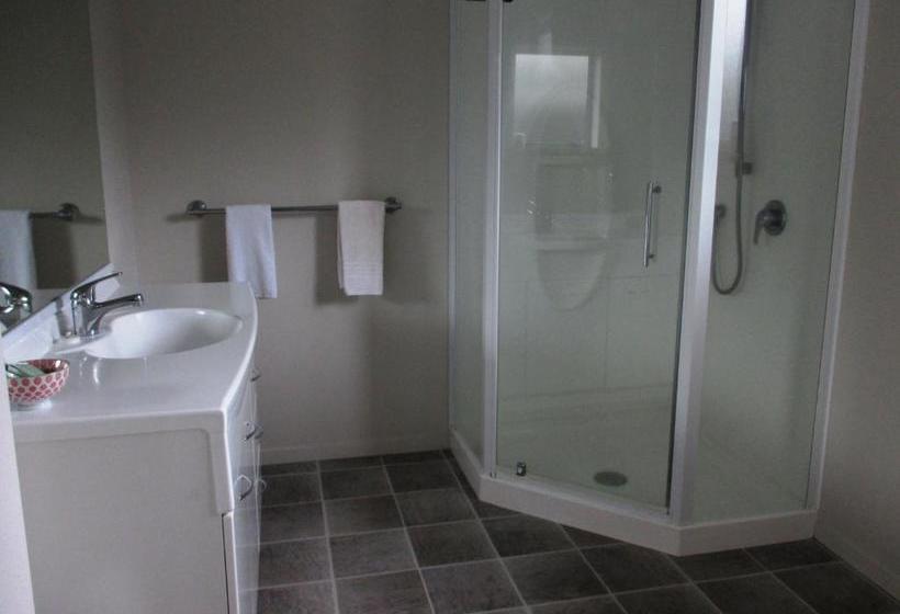 פנסיון Tarawera River Lodge Motel