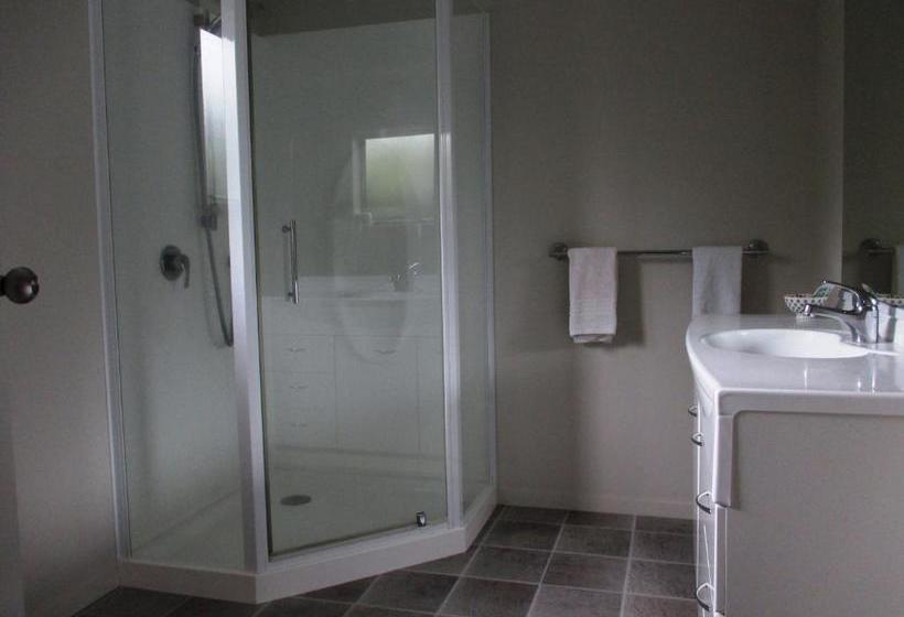 פנסיון Tarawera River Lodge Motel