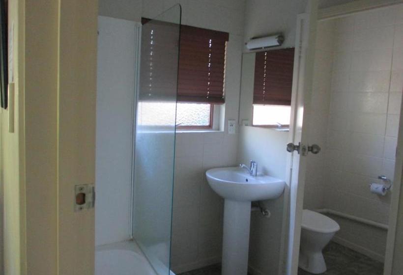 פנסיון Tarawera River Lodge Motel