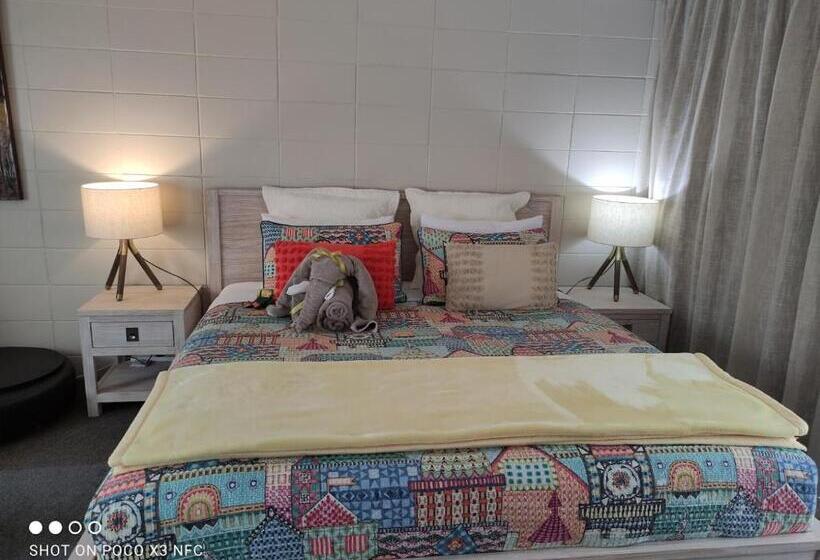 פנסיון Tarawera River Lodge Motel