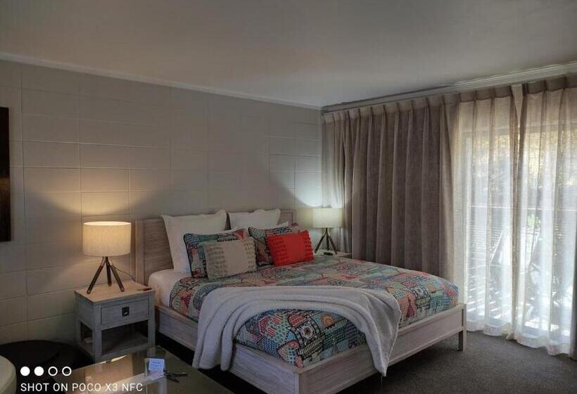 פנסיון Tarawera River Lodge Motel