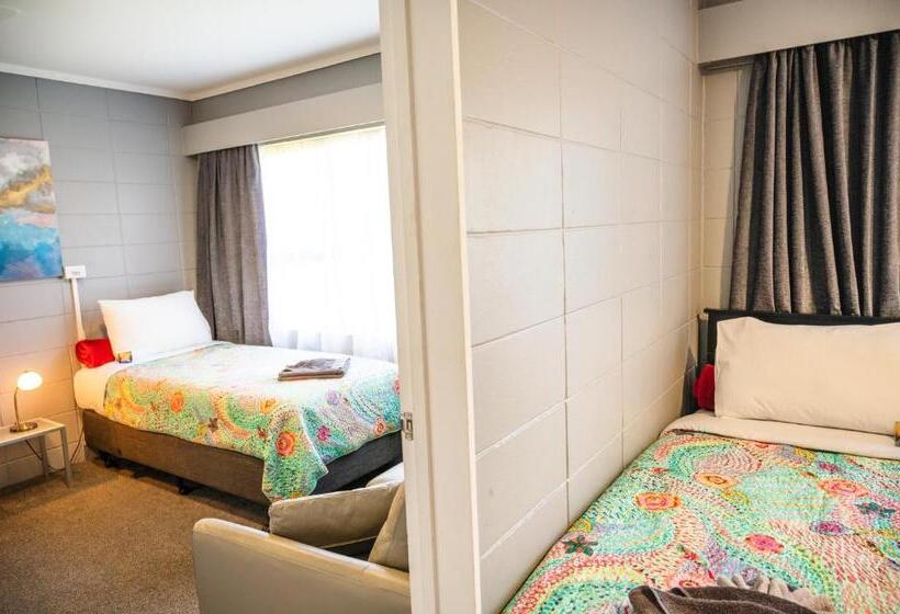 פנסיון Tarawera River Lodge Motel