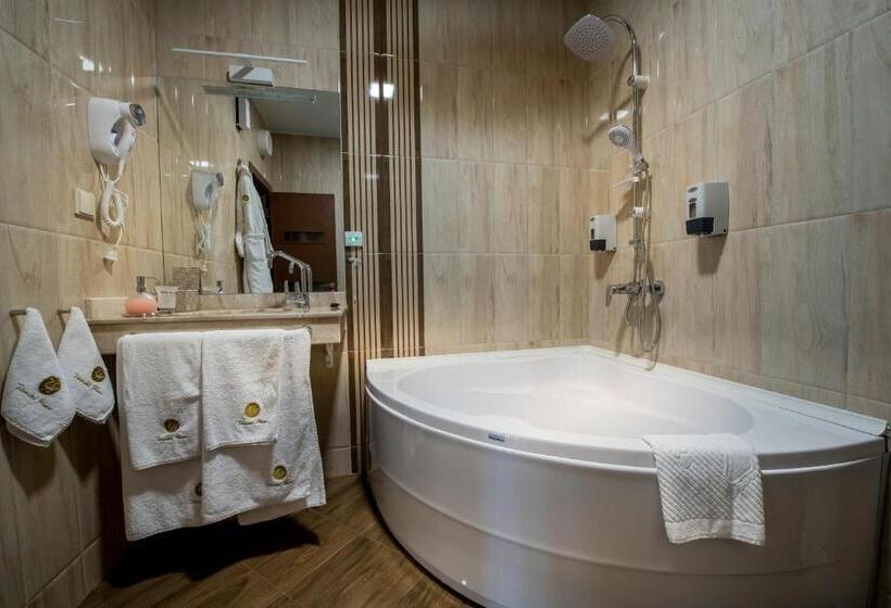 膳宿费 Victoriya's House