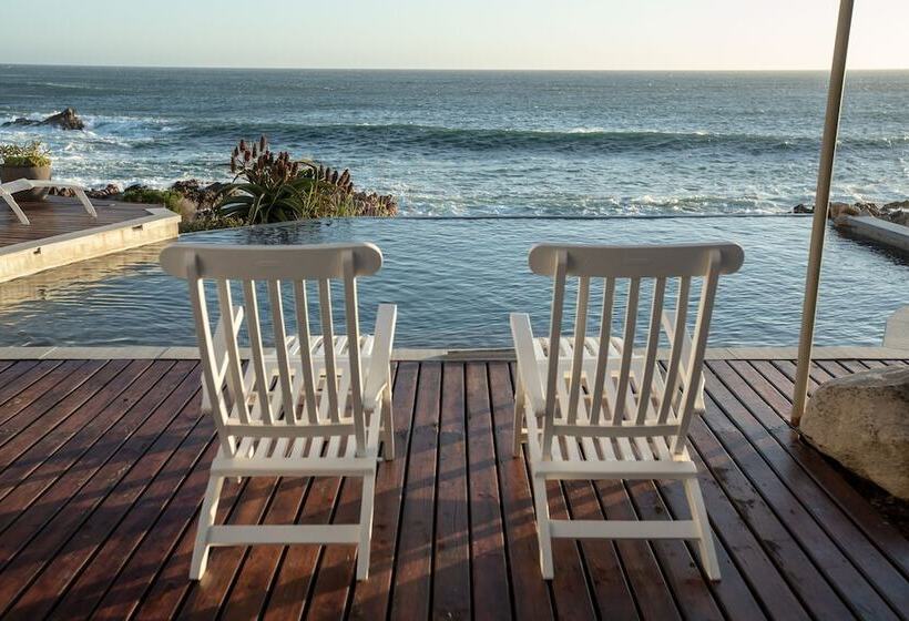 بنسيون Villa Marine Guest House