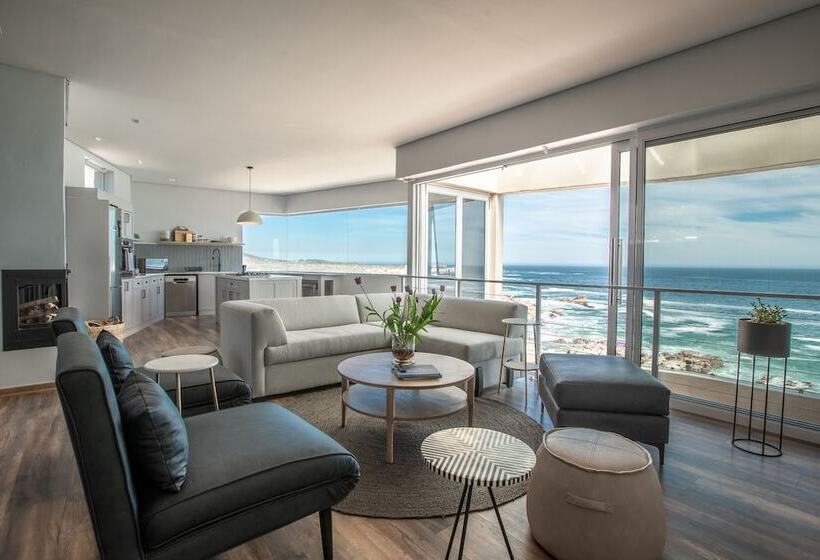 ペンション Villa Marine Guest House