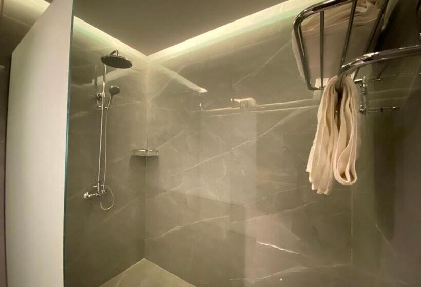 ضيافة القرية الثلاثية شقق مخدومة Aldyafa