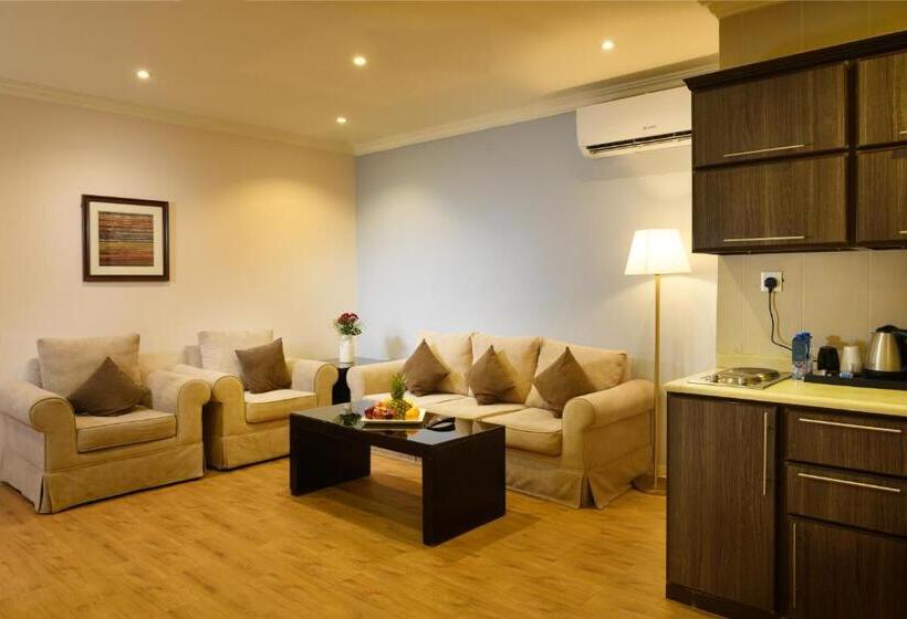 ضيافة القرية الثلاثية شقق مخدومة Aldyafa