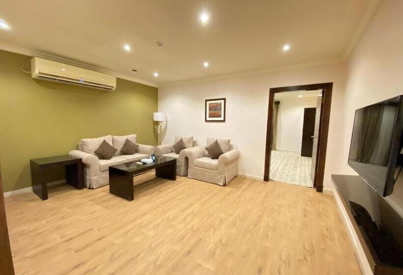 ضيافة القرية الثلاثية شقق مخدومة Aldyafa