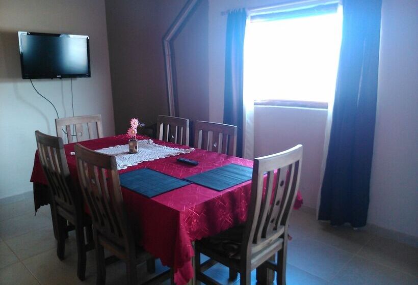 הוסטל La Comarca