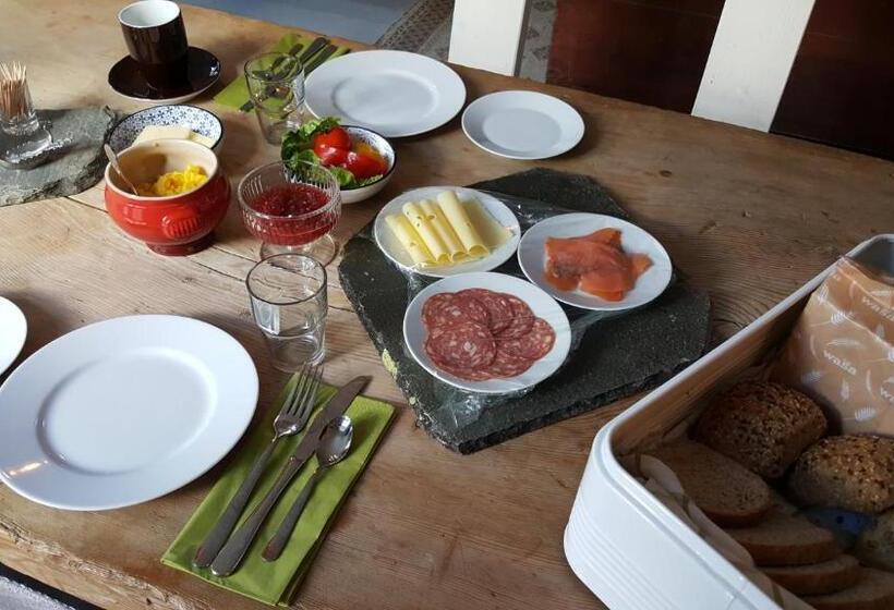 Общежитие Rødseter Gjestegård